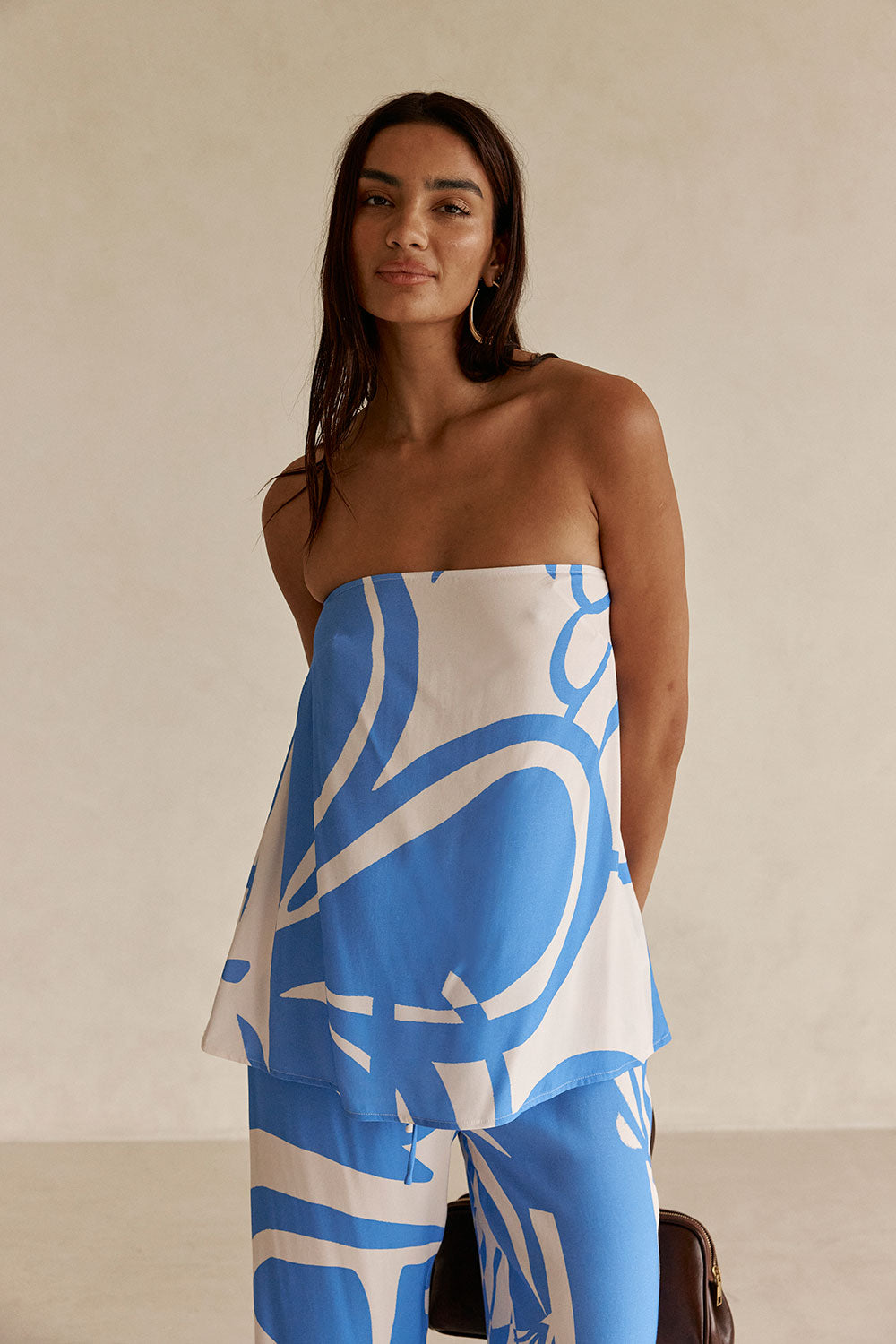 Palm Blue Print Strapless Alma Top – SABO