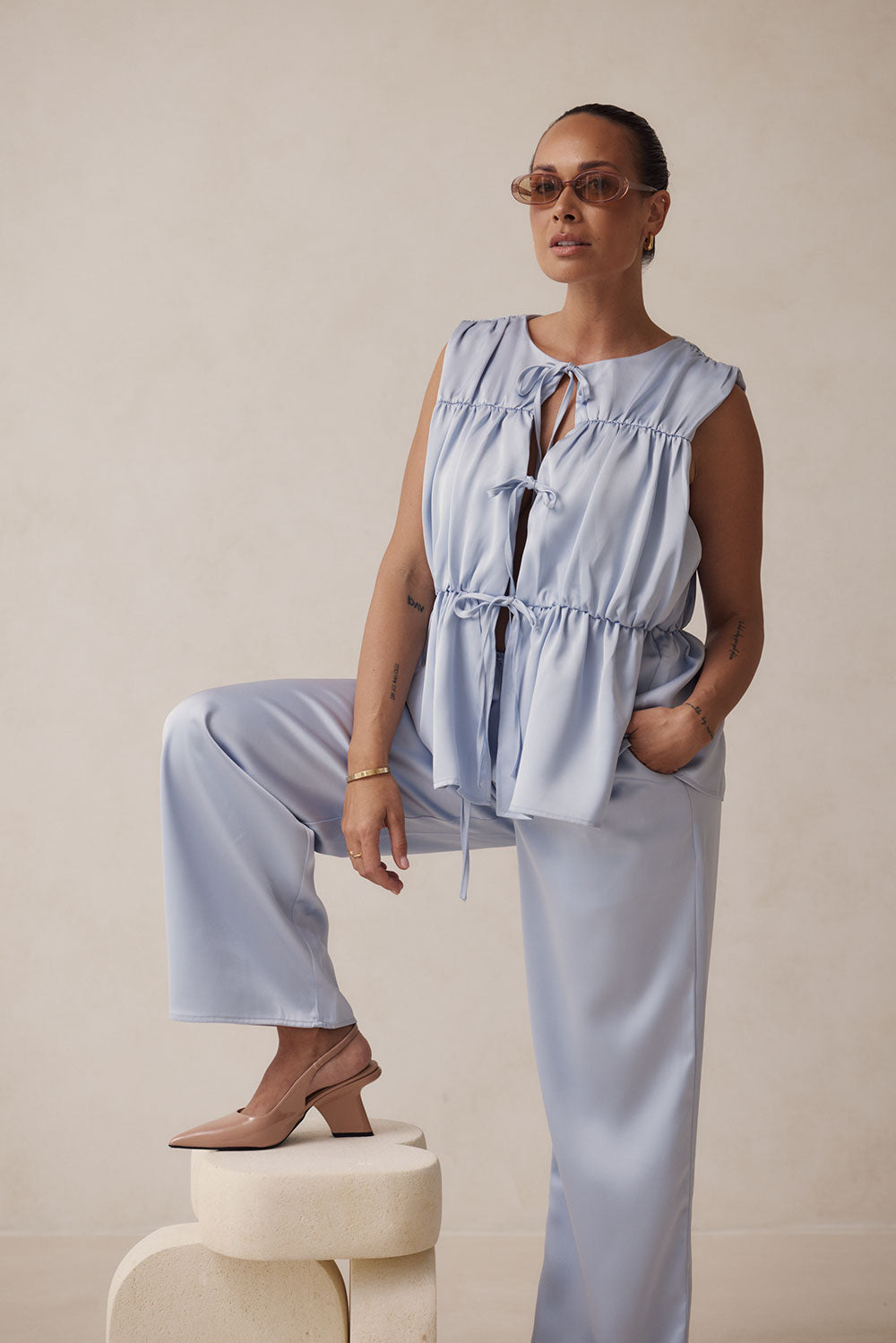 Blue Ruched Panelled Front Tie Juliette Top – SABO