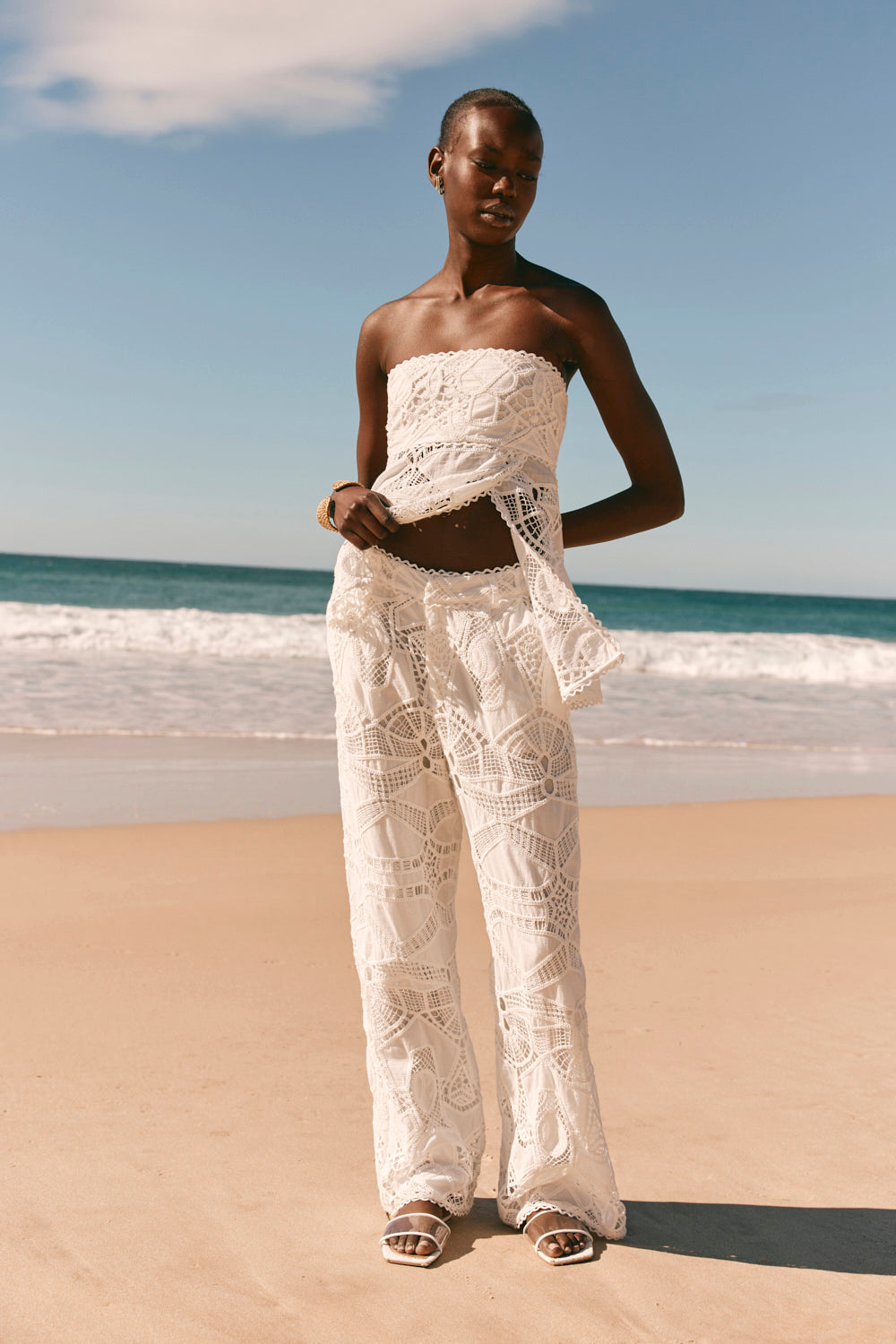 White Embroidered Cutwork Wide Leg Donna Pants – SABO