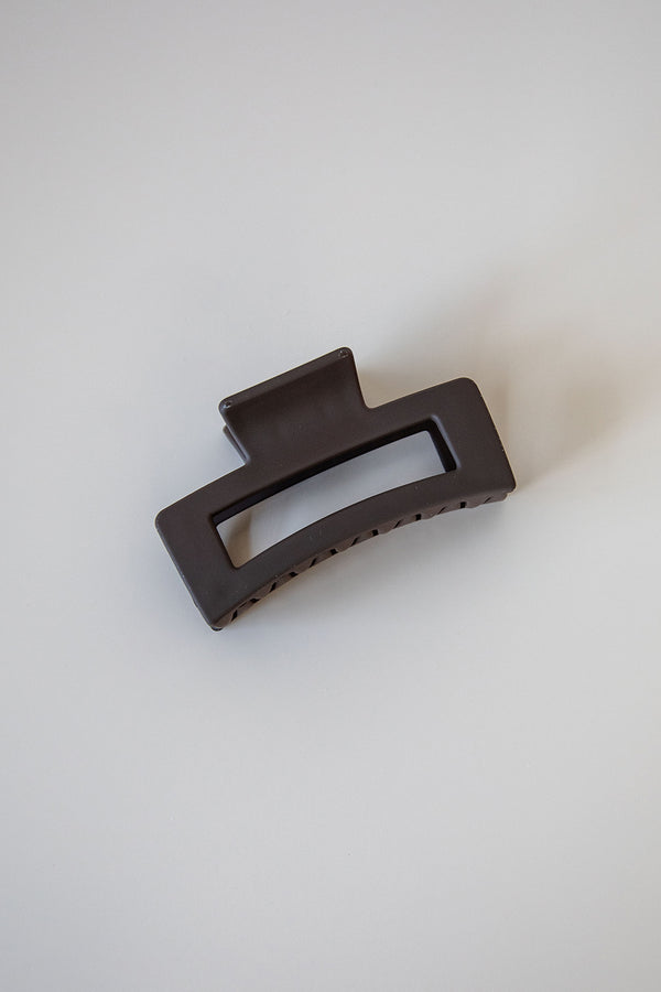 Hallie Claw Clip - Chocolate
