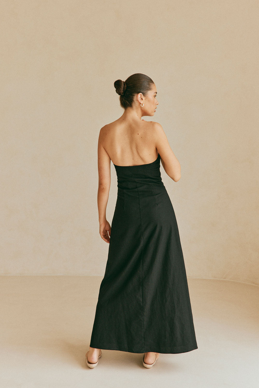 Formal Black Strappless Ruched Maxi Estella Dress XXS | by SABO Formal Black Strappless Ruched Maxi Estella Dress XXS | by SABO