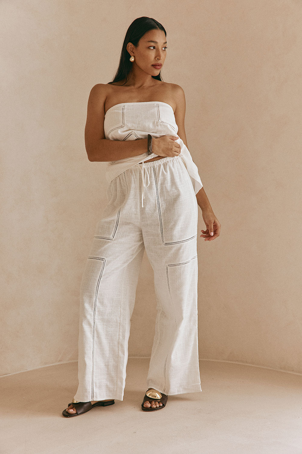 White Cheesecloth Elastic Drawstring Carissa Pants – SABO