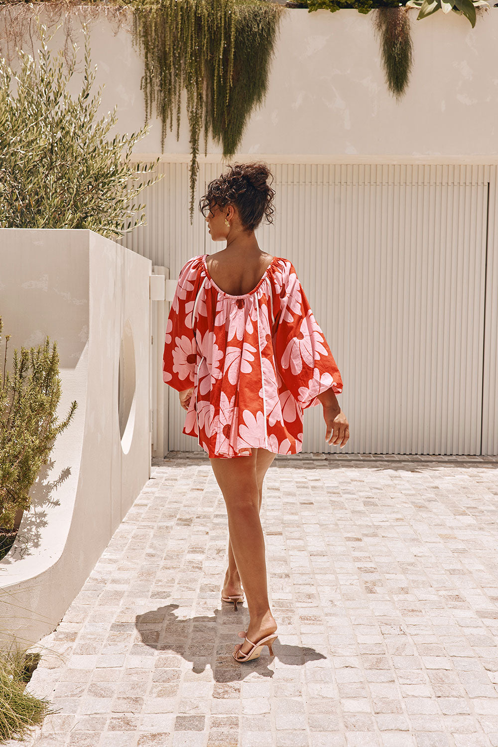 Veronica Flounce Long Sleeve Mini Dress - Pink White Daisy Red