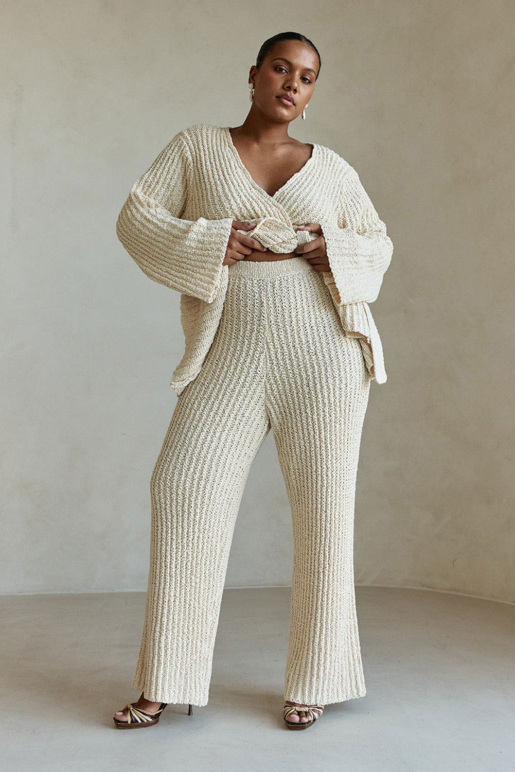 AKBibiy ANGELIQUE KNITとPREPPY PANTセット Cream Ribbed Knit High Waist Noble Pants – SABO