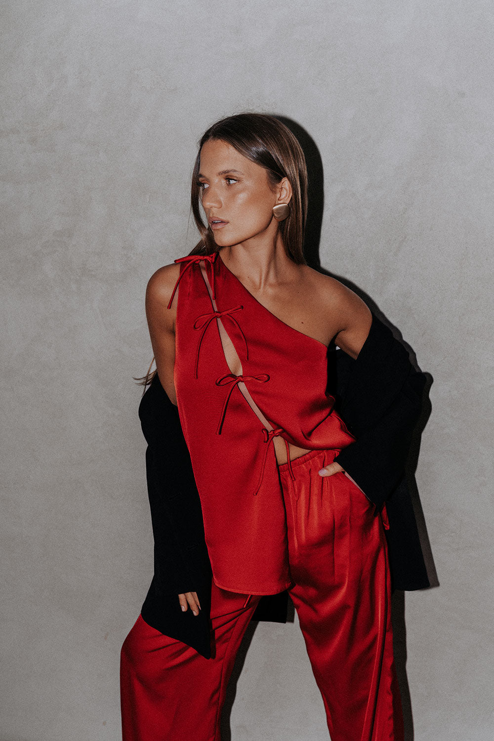 Red Backless One-Shoulder Front Tie Natalie Jumpsuit – SABO