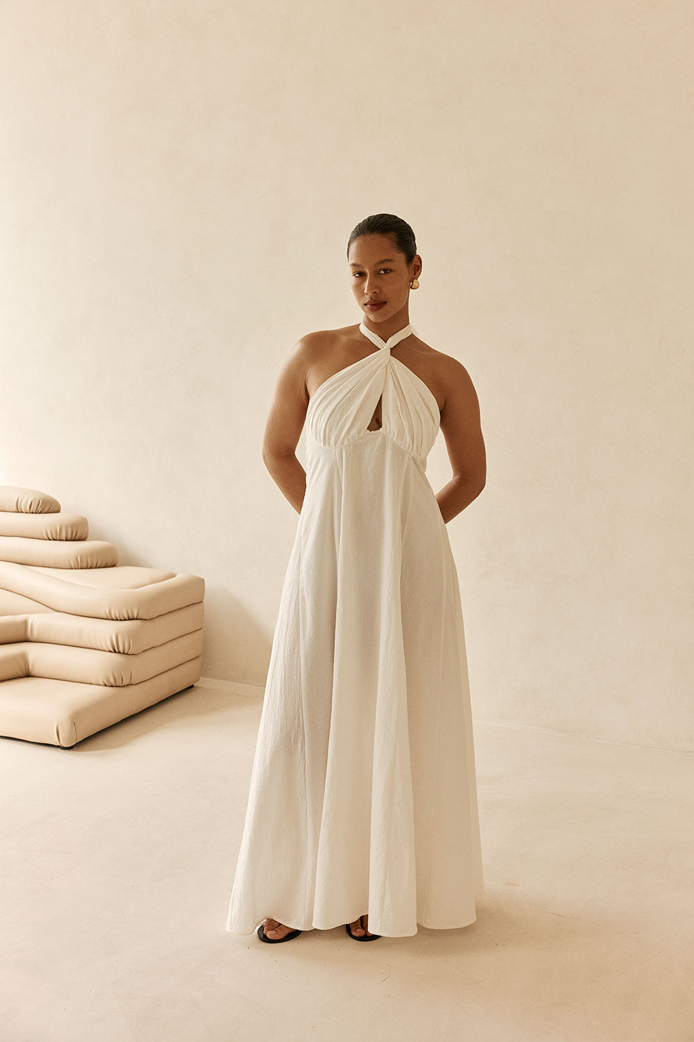 White Cross Neck Halter Laxi Oliviera Dress – SABO