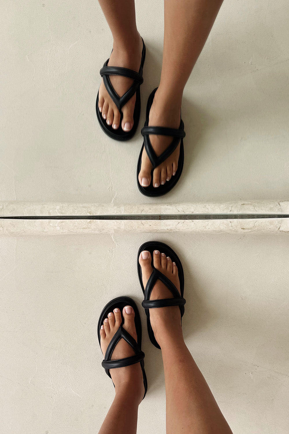 Vivian Sandals - Black