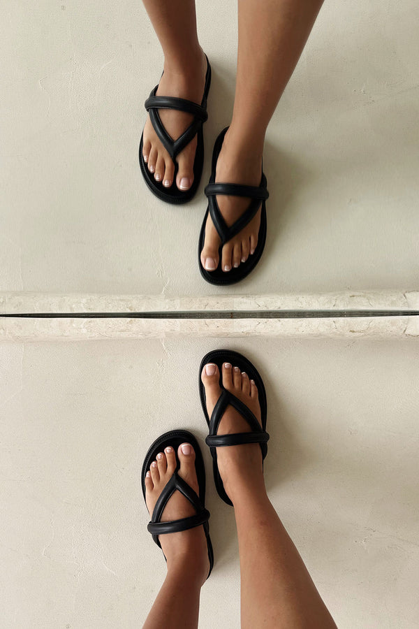 Vivian Sandals - Black