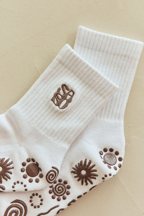 Imprint Grip Socks - Chocolate