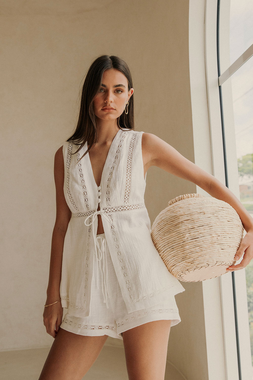 White Cotton Lace V Neck Split Cerelia Top – SABO