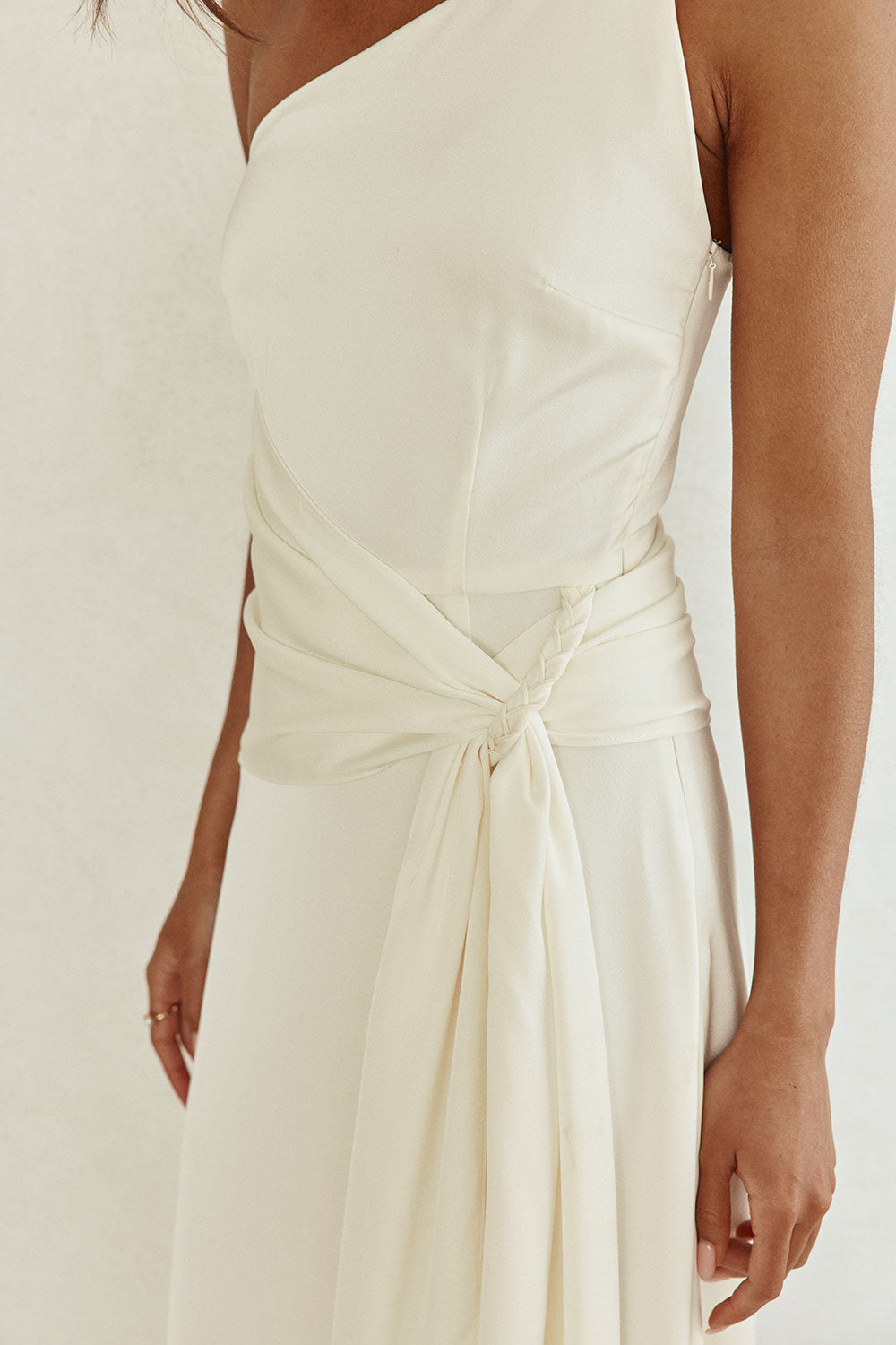 Bridal Ivory Silky One Shoulder Maxi Estrella Dress – SABO