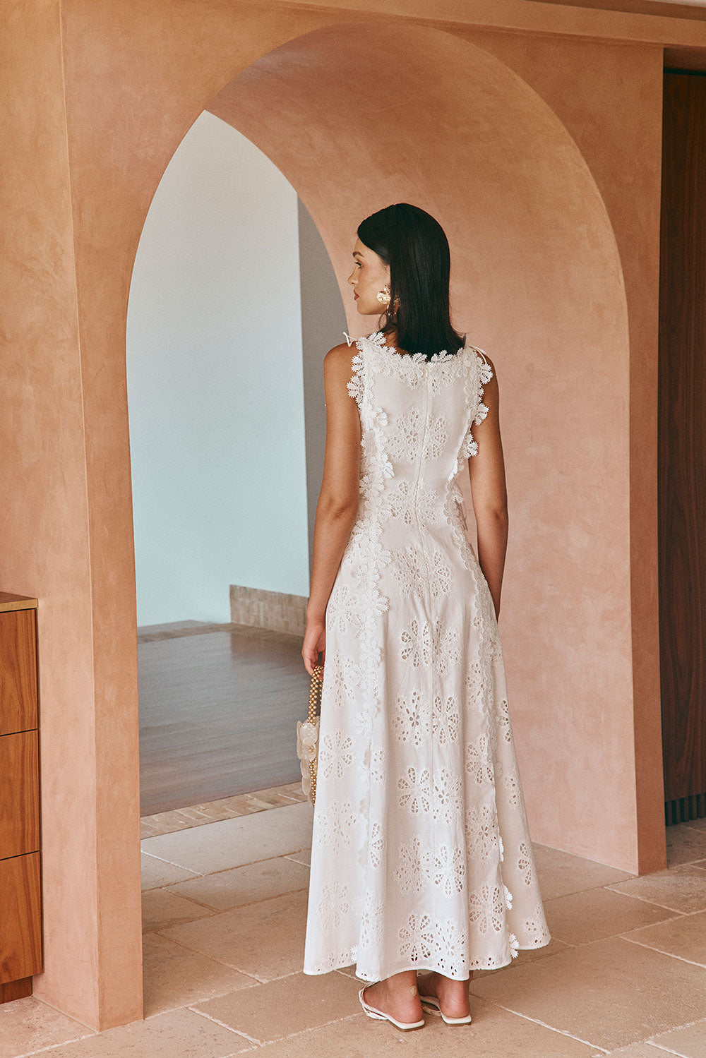 Araminta Embroidered Maxi Dress - Stella Marina - White Araminta Embroidered Maxi Dress - Stella Marina - White