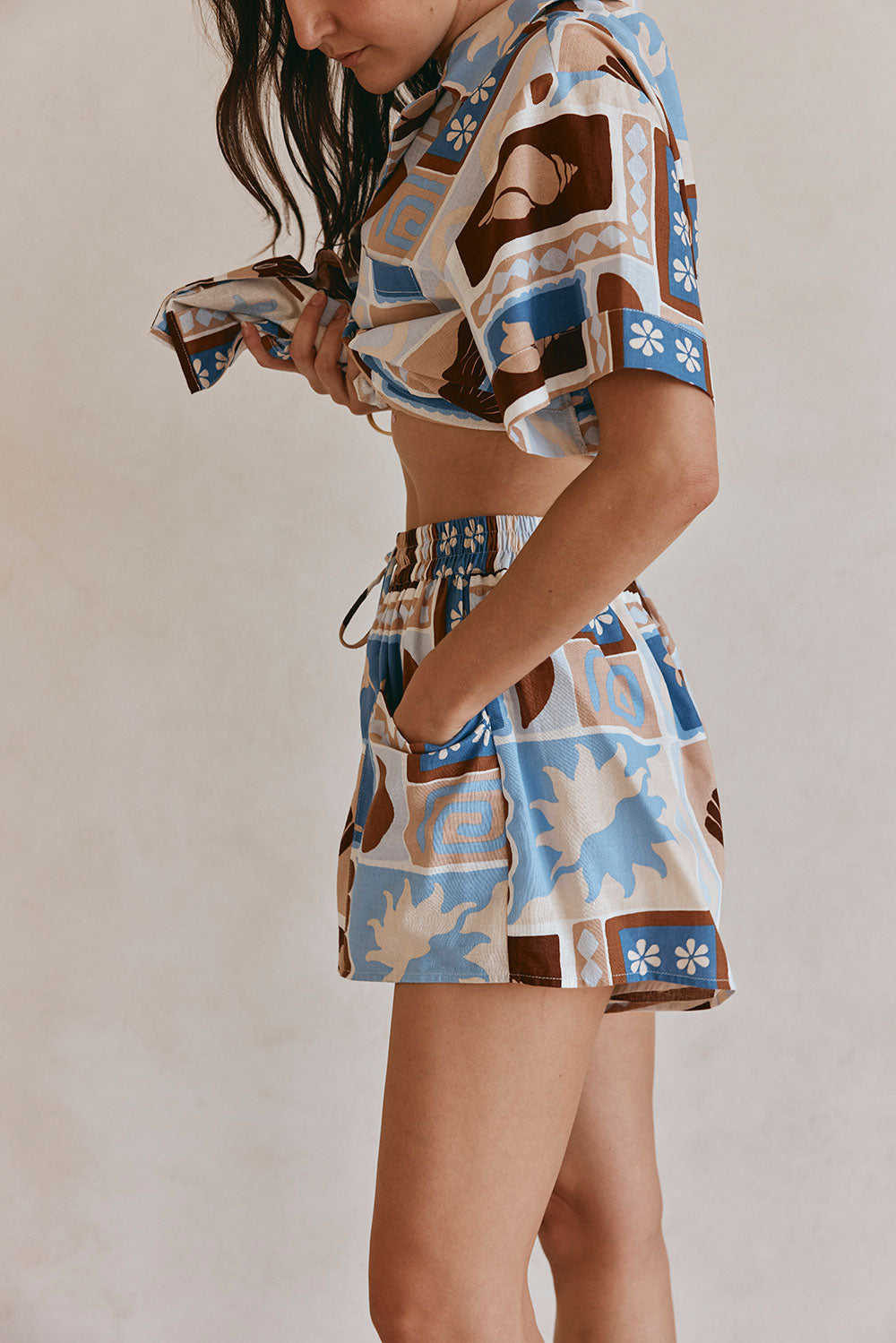 Indra Shorts - Solis