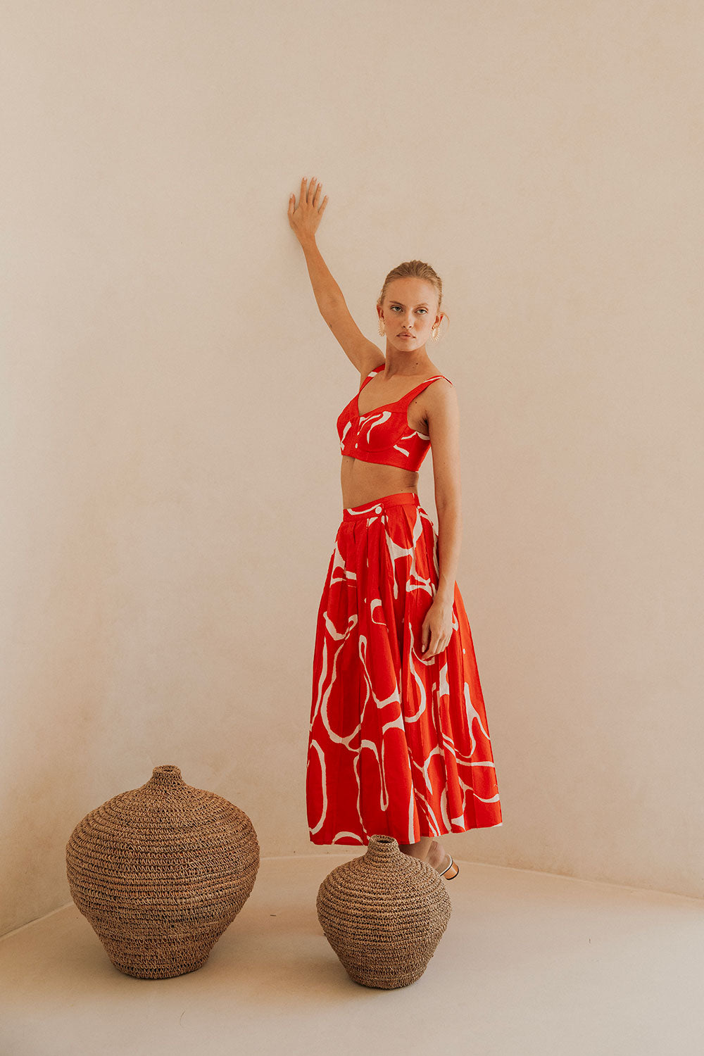 Evoke Red Wrap Pleated Split Midi Dien Wrap Skirt – SABO Evoke Red Wrap Pleated Split Midi Dien Wrap Skirt – SABO