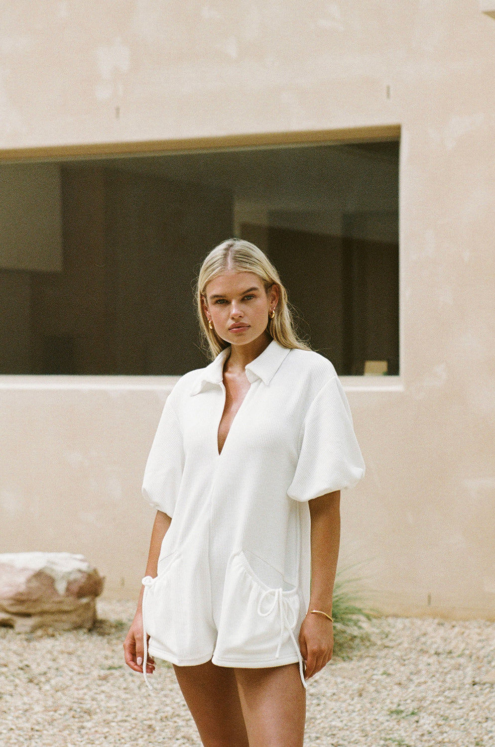White Collar V Neck Puff Sleeve Airlie Romper – SABO