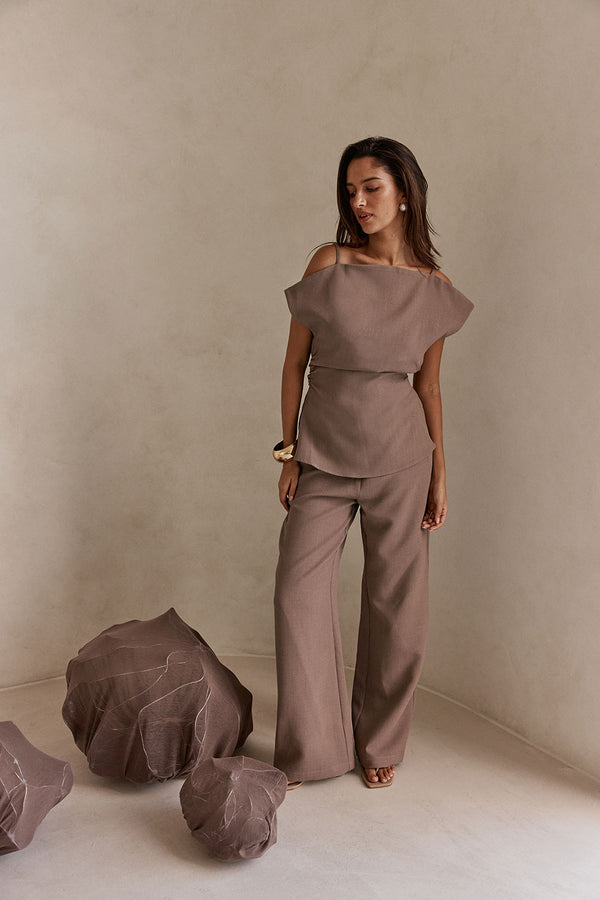 SAMPLE-Naomi Top - Chocolate