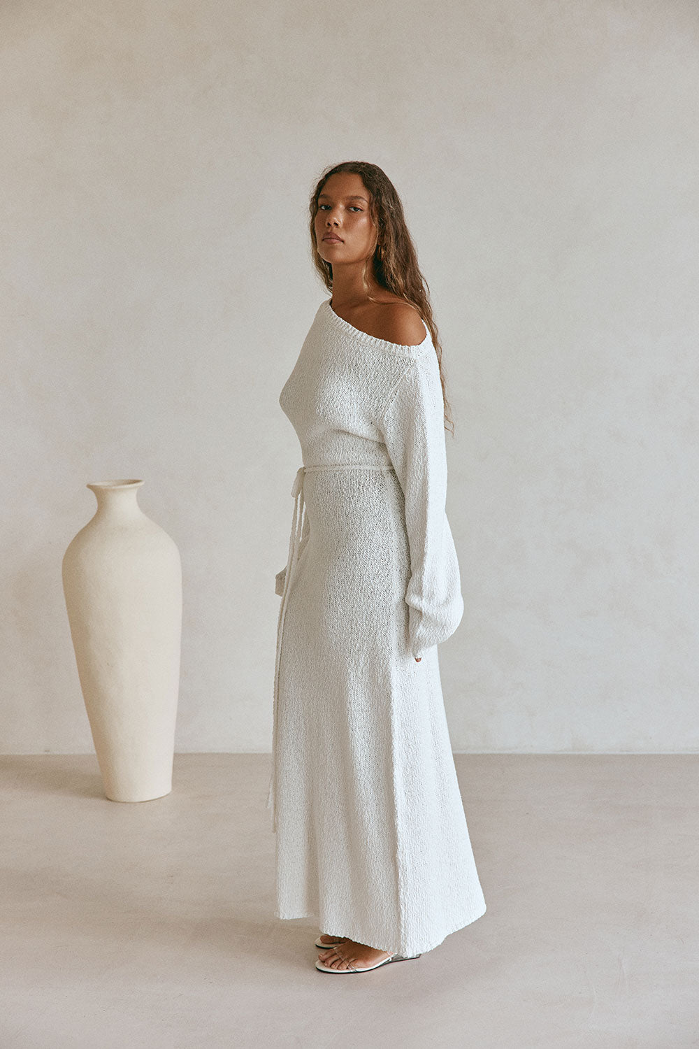 White Knit Long Sleeve Off Shoulder Maxi Kaiya Dress M | by SABO White Knit Long Sleeve Off Shoulder Maxi Kaiya Dress M | by SABO