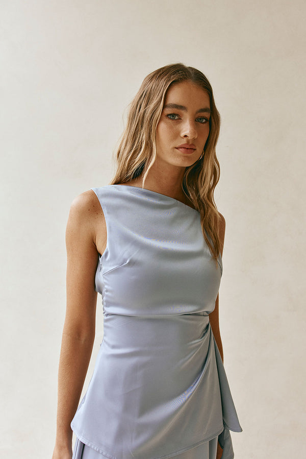 Your Guide To The Best Backless Dresses & Tops in the USA tagged "primary-color:Blue" SABO Your Guide To The Best Backless Dresses & Tops in the USA tagged "primary-color:Blue" SABO