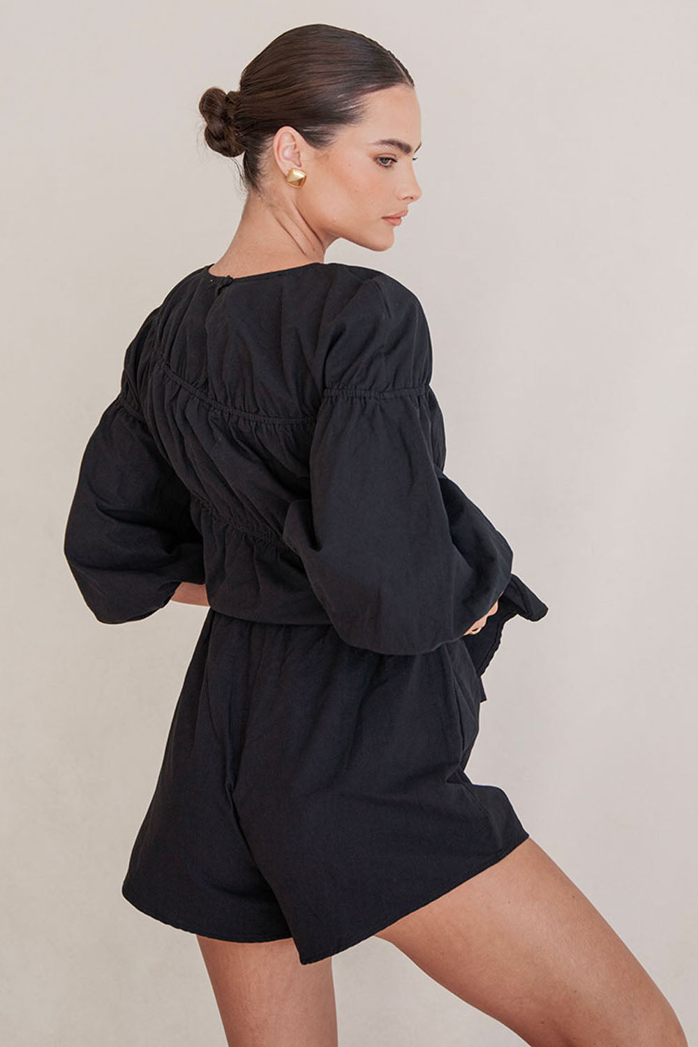 FROM SCRATCH asimocrafts motto_kuma_a 黒 Black High Waist Elastic Drawstring Akel Shorts – SABO
