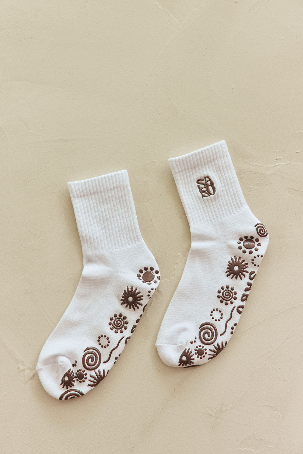 Imprint Grip Socks - Chocolate