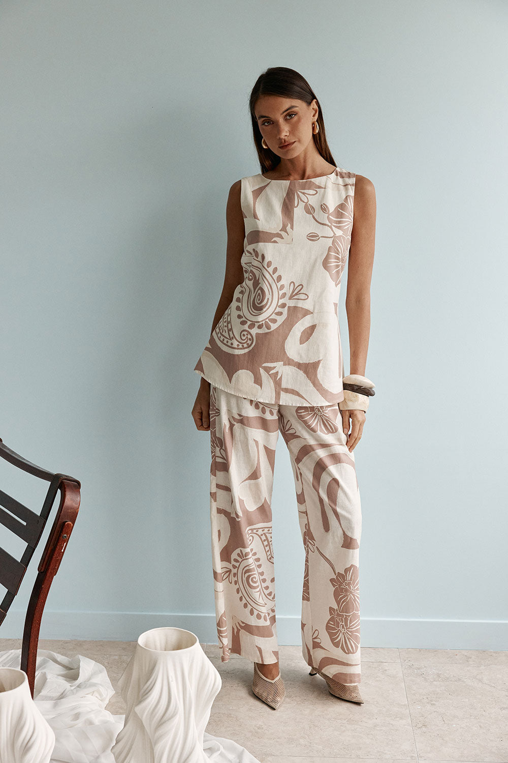 Taupe Paisley Sunset Print Elastic Drawstring Emani Pants – SABO