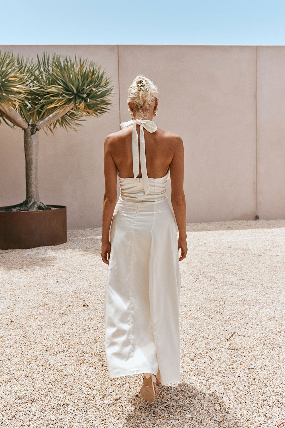 Cream Pleated Halter Maxi Blaire Skirt M | by SABO Cream Pleated Halter Maxi Blaire Skirt M | by SABO