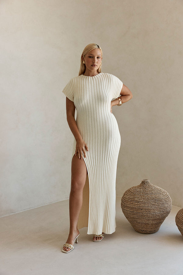 sabo formal dresses Cream Matia Print V Neck Maxi Serene Dress L