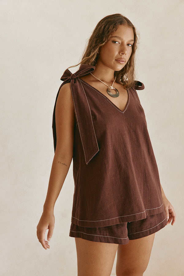 Bump-Friendly Sets & Dresses For Modern Mums. tagged "primary-color:Brown" SABO Bump-Friendly Sets & Dresses For Modern Mums. tagged "primary-color:Brown" SABO