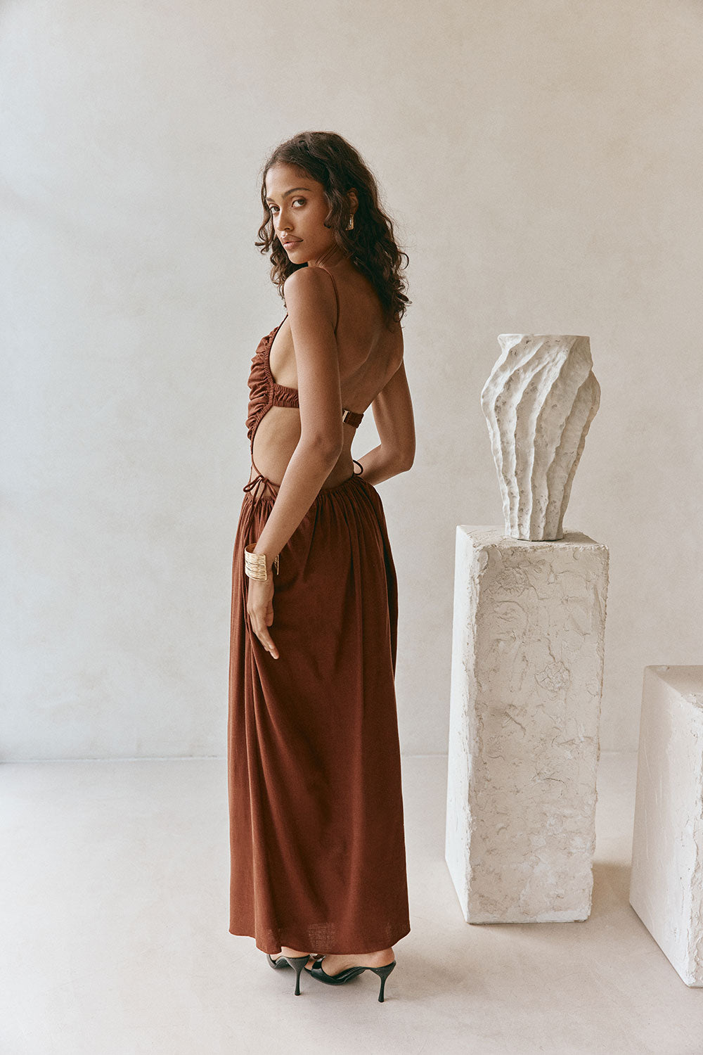 Chocolate Brown Asymmetric Backless Maxi Mahya Dress – SABO