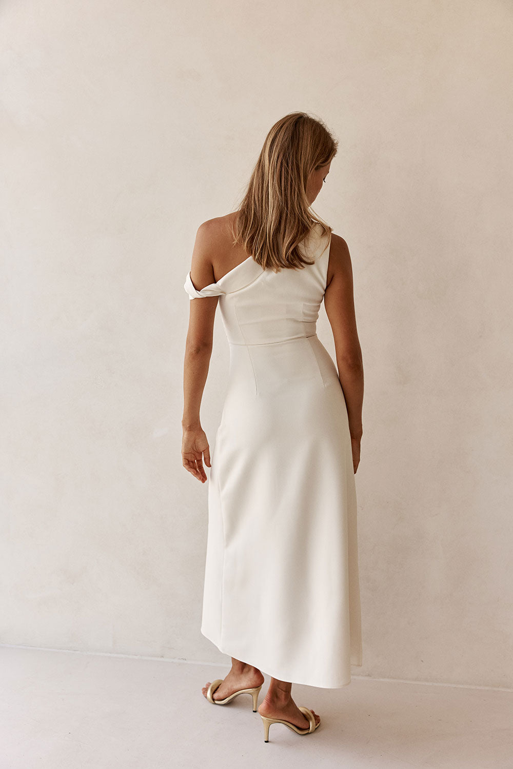 Bridal Cream One Shoulder Maxi Indy Dress XXS | by SABO Bridal Cream One Shoulder Maxi Indy Dress XXS | by SABO