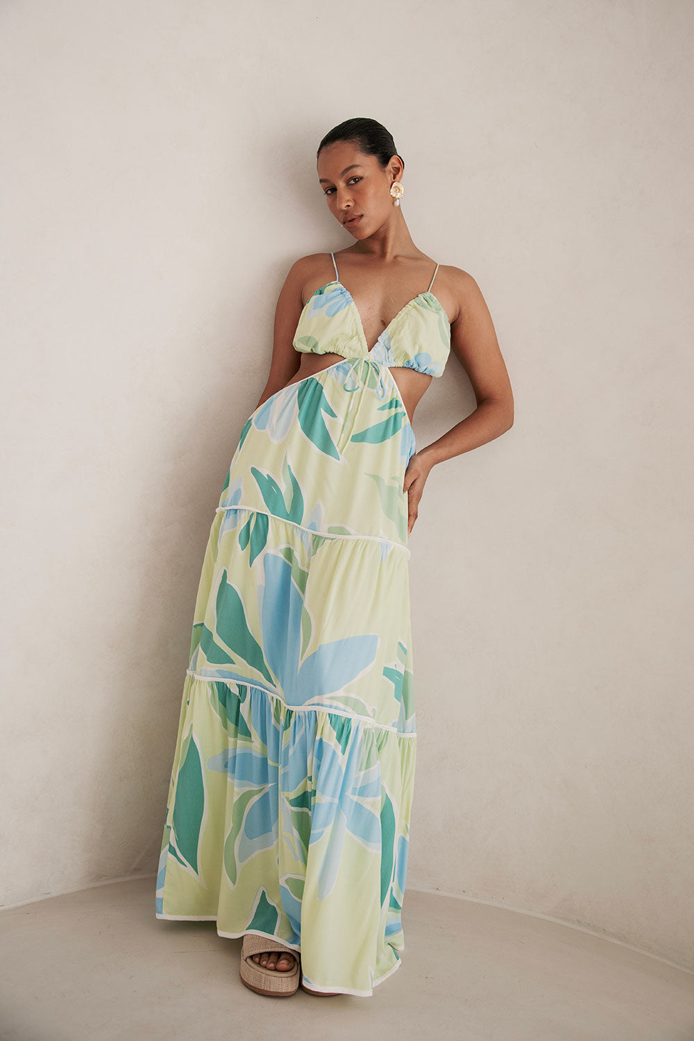 Backless Cutout Maxi Lotte Dress - Blue Green White SABO Backless Cutout Maxi Lotte Dress - Blue Green White SABO
