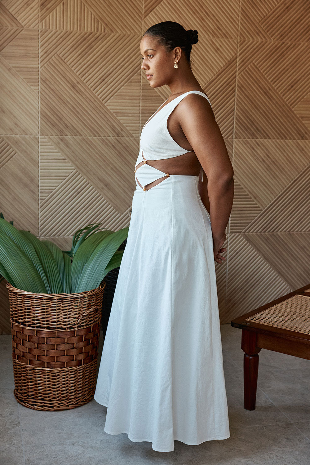 Bridal White Cotton Plunge Neckline Cut Out Maxi Chessa Dress L