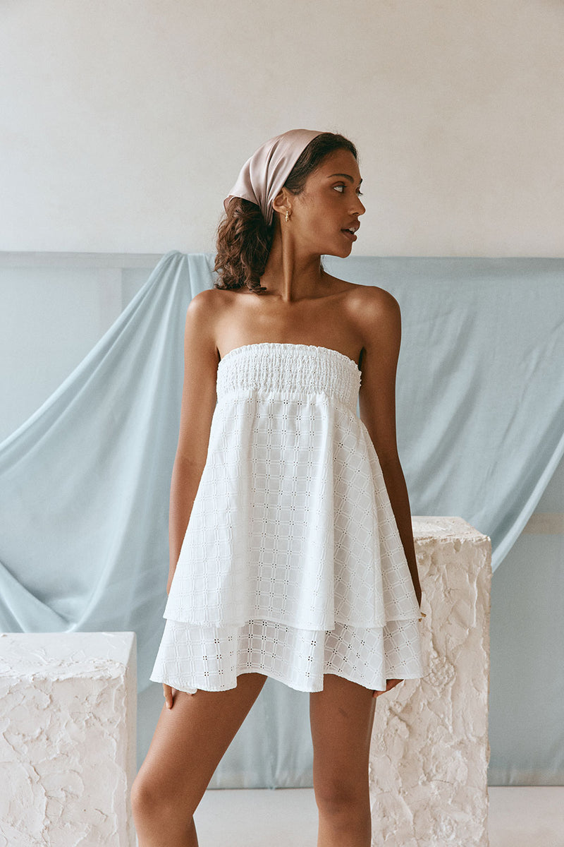 beach bachelorette dresses ZAPAKA Women Ivory A Line Spaghetti Straps Lace Engagement Dress with  Ruffles Bachelorette Dress main image 1