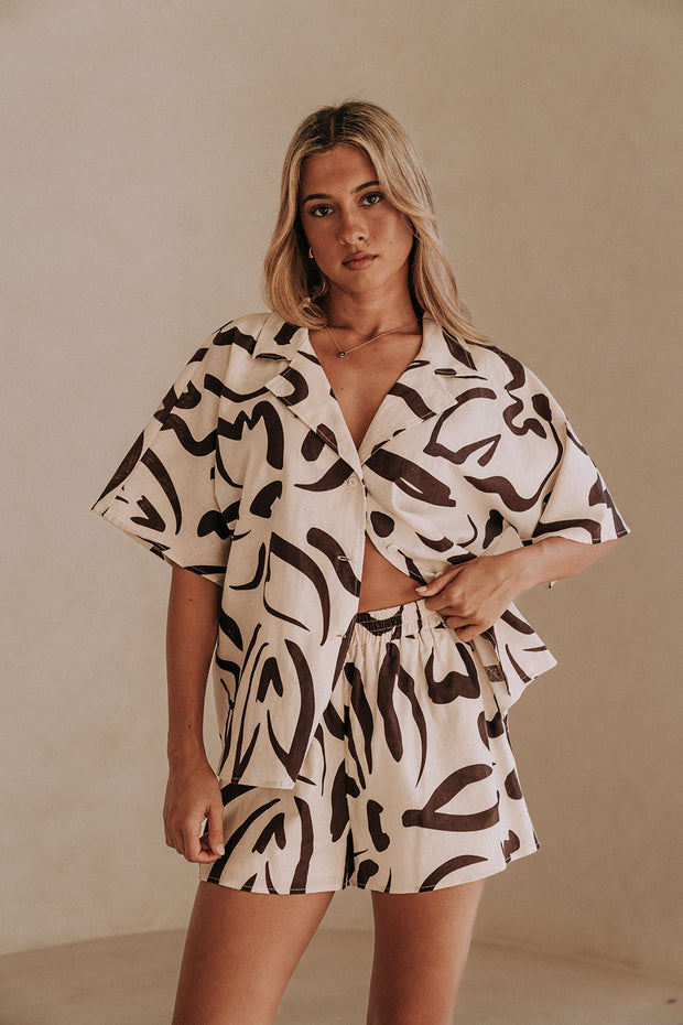 Seona Shorts - Fleur Lines