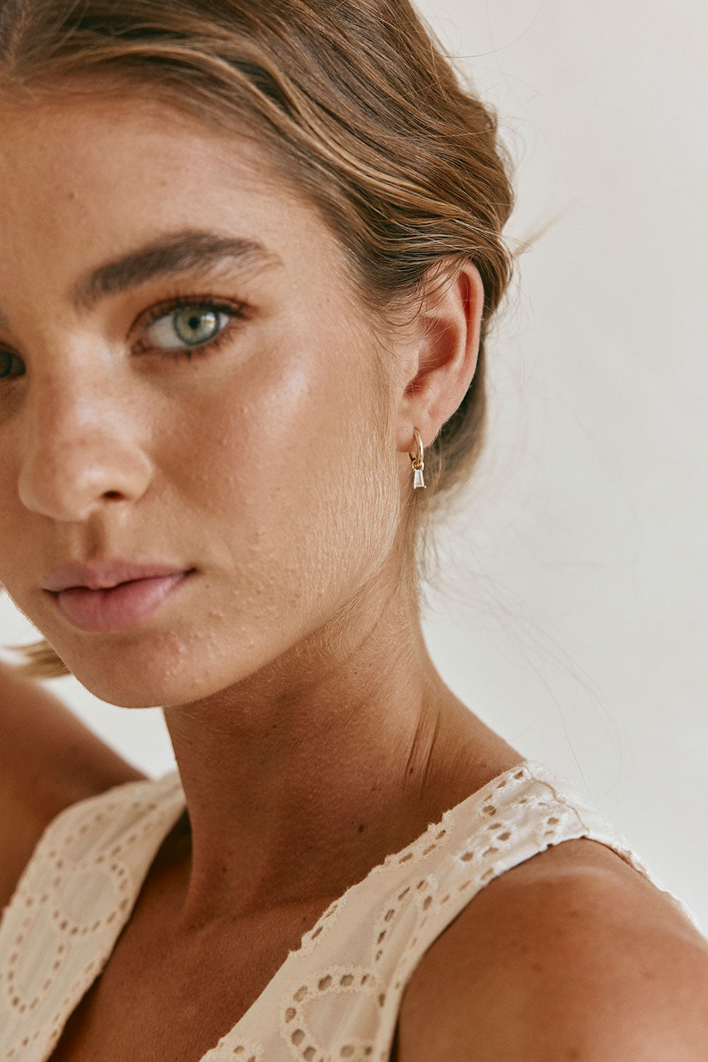 18K Millie Huggie Earrings