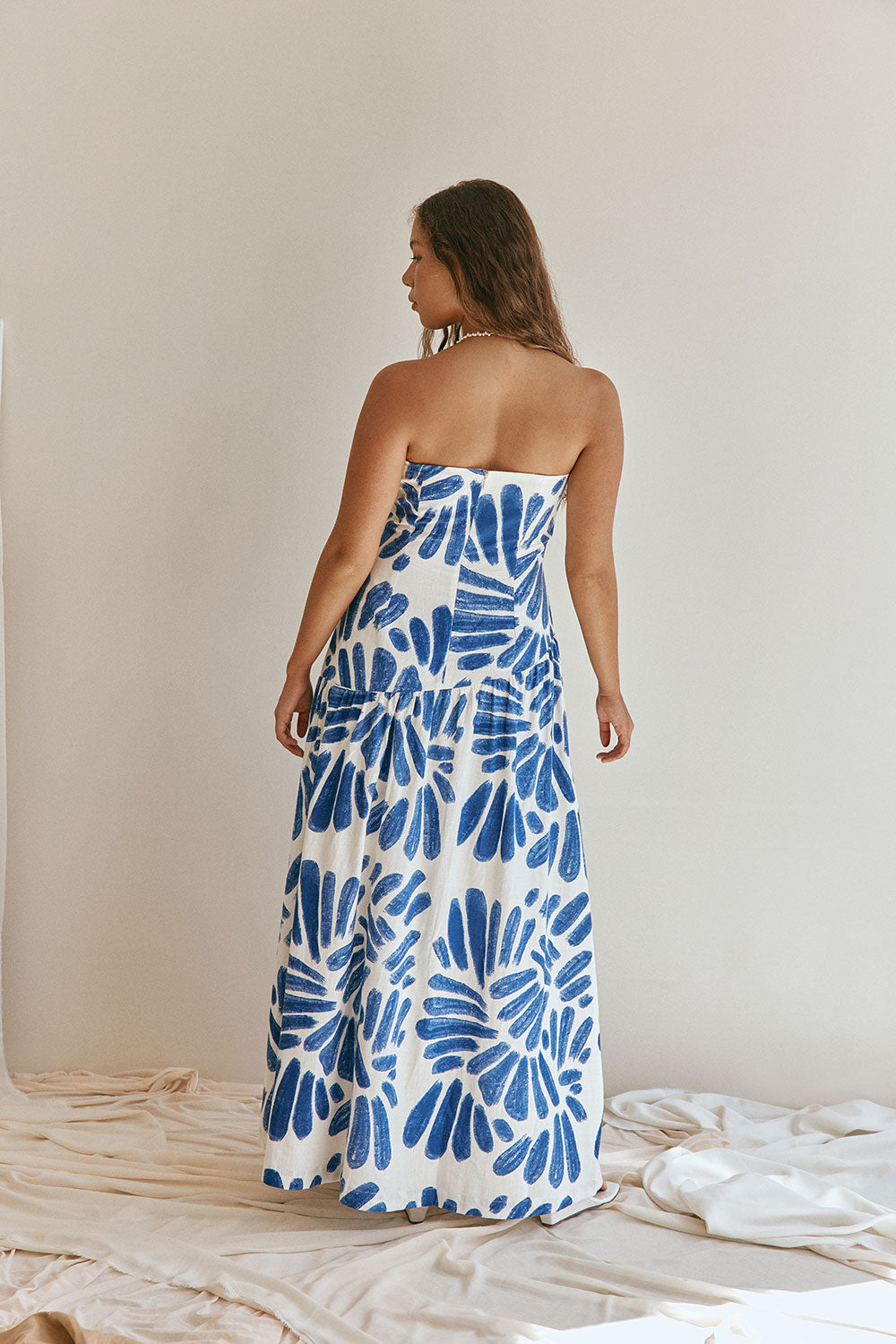 Blue Brush Petal Print Strapless Maxi Mila Dress XS Blue Brush Petal Print Strapless Maxi Mila Dress XS