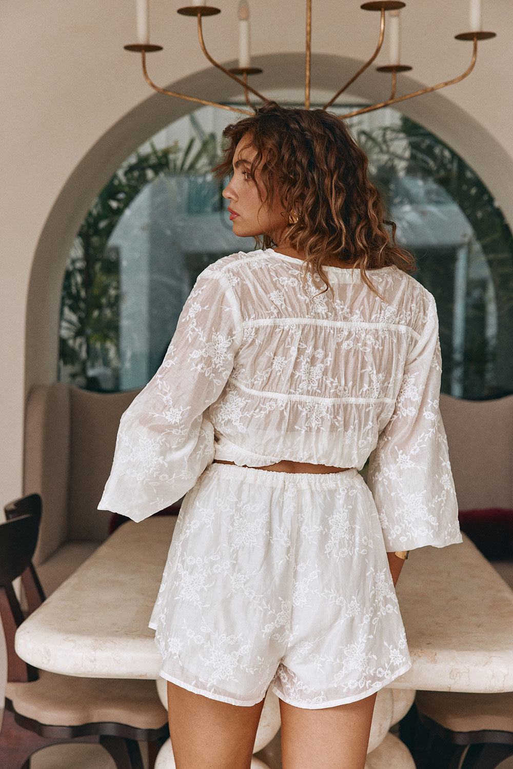 White Floral Embroidered Elastic Drawstring Harbour Shorts – SABO