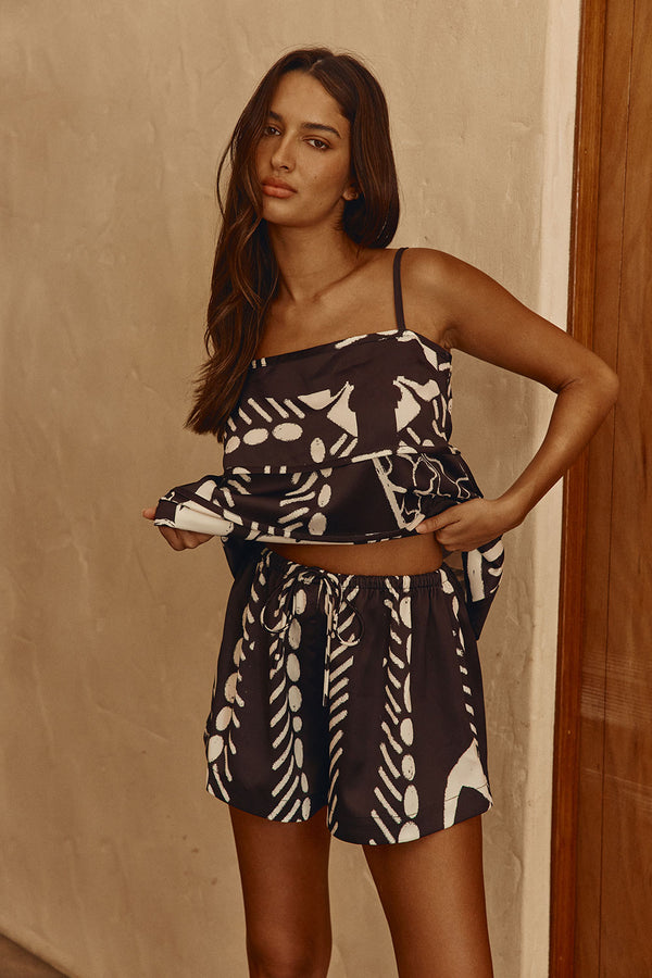 Orielle Shorts - Botanic Vase