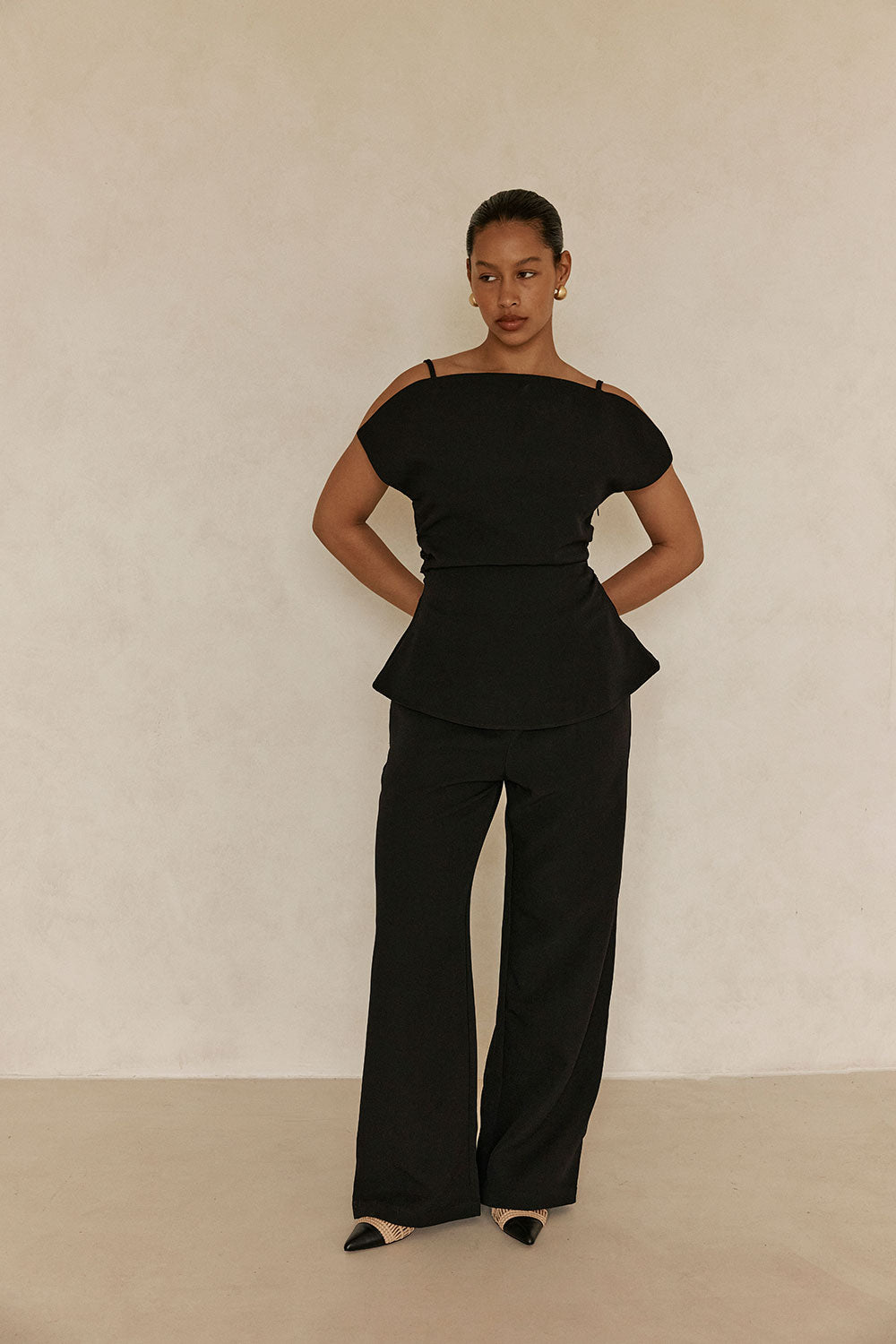 Black Suiting Panel Naomi Top – SABO
