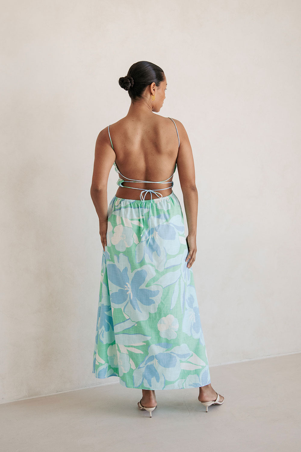 Iris Cutout Midi Dress - Spring Petals Blue Green White – SABO