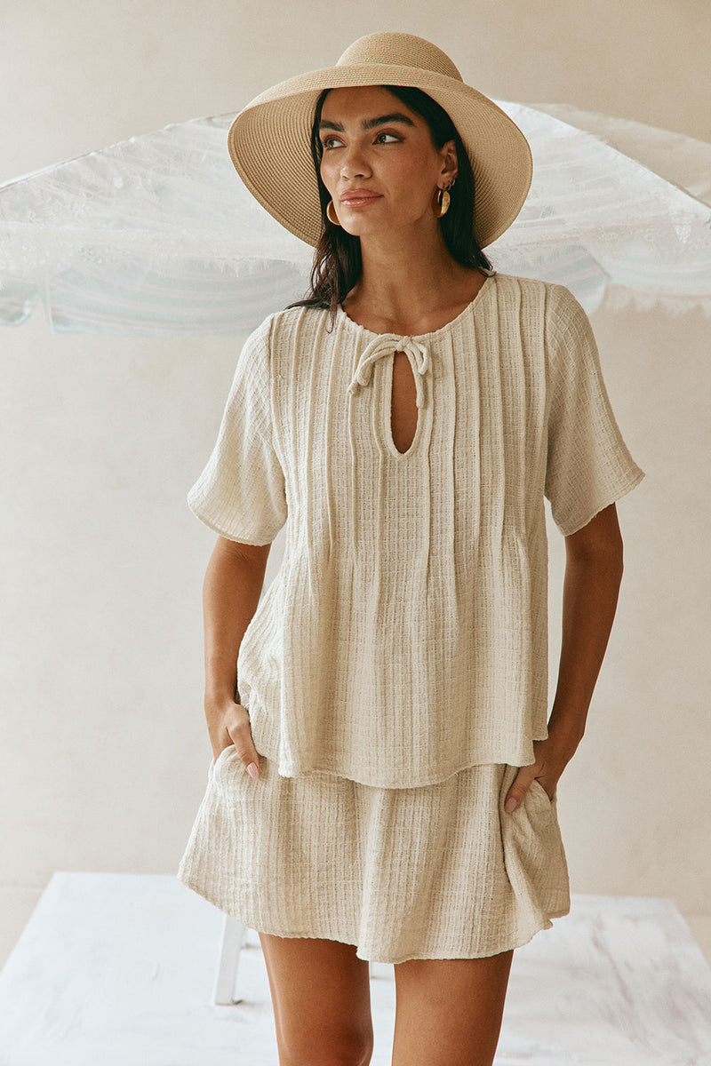 women's dress tops Shop Tops, Shirts & Tanks USA floral womens blouses delivers the perfect balance of style Shop Women's Tops, Shirts &