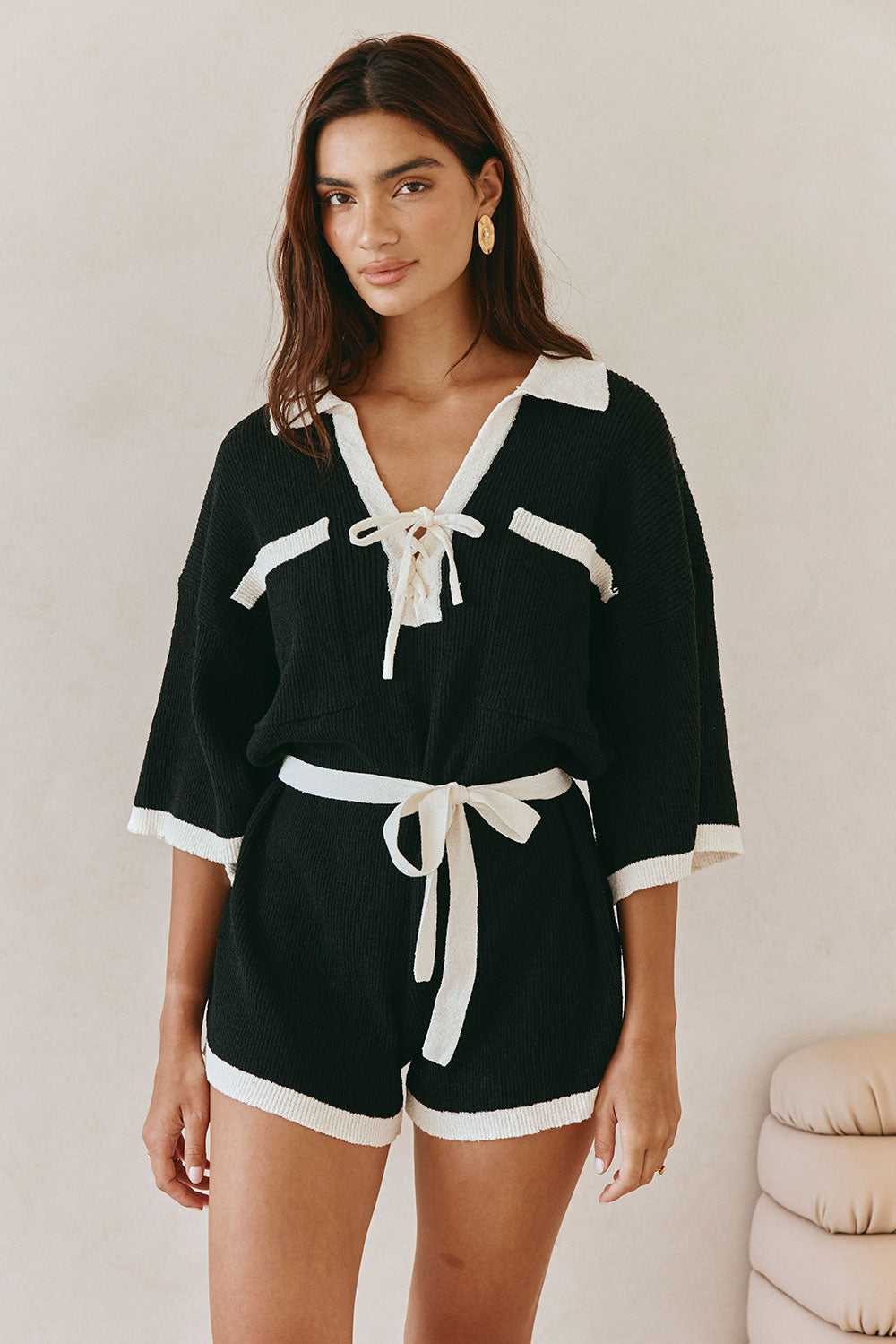 Black Collar V Neck Sammi Playsuit – SABO