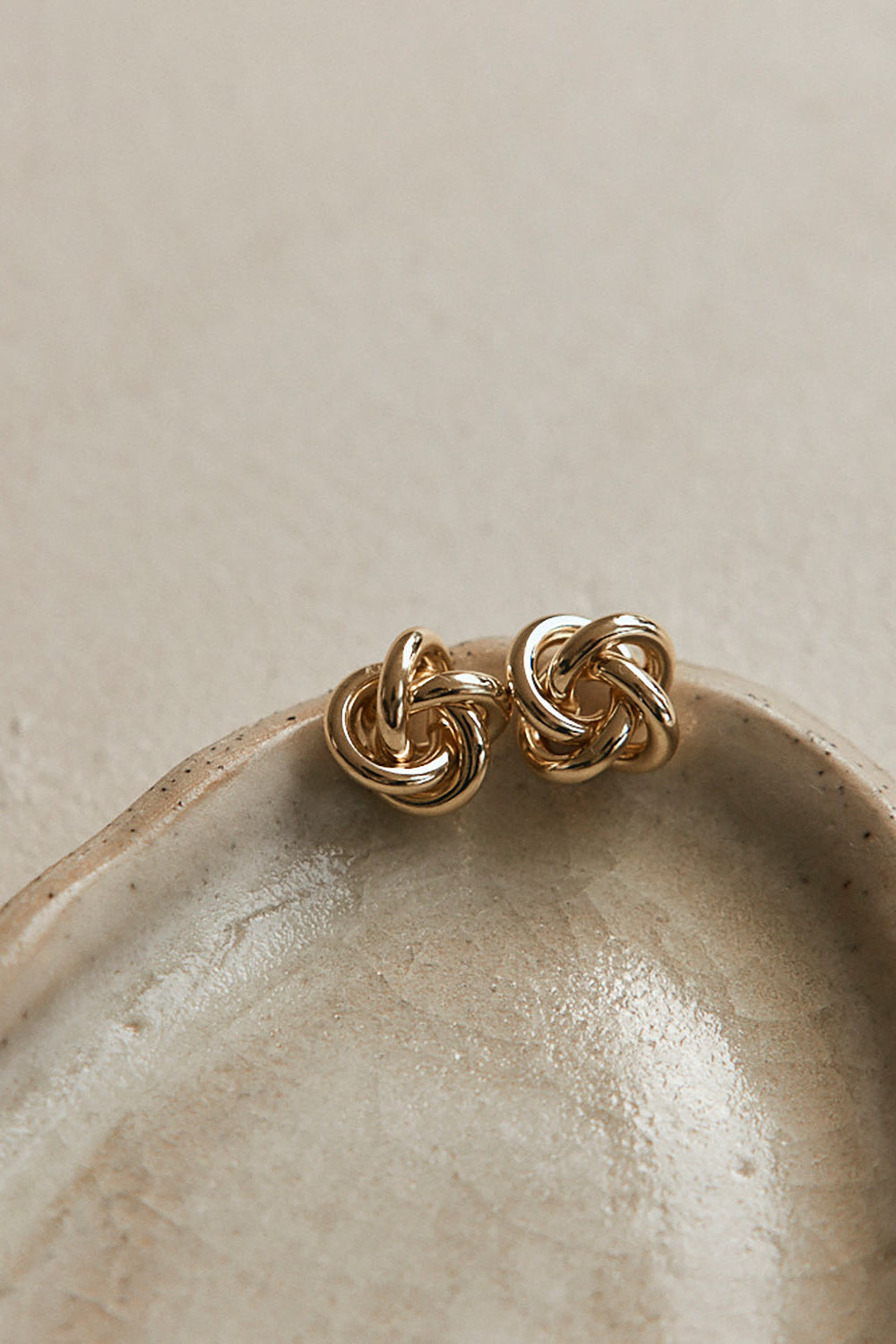 Lista Knot Earrings