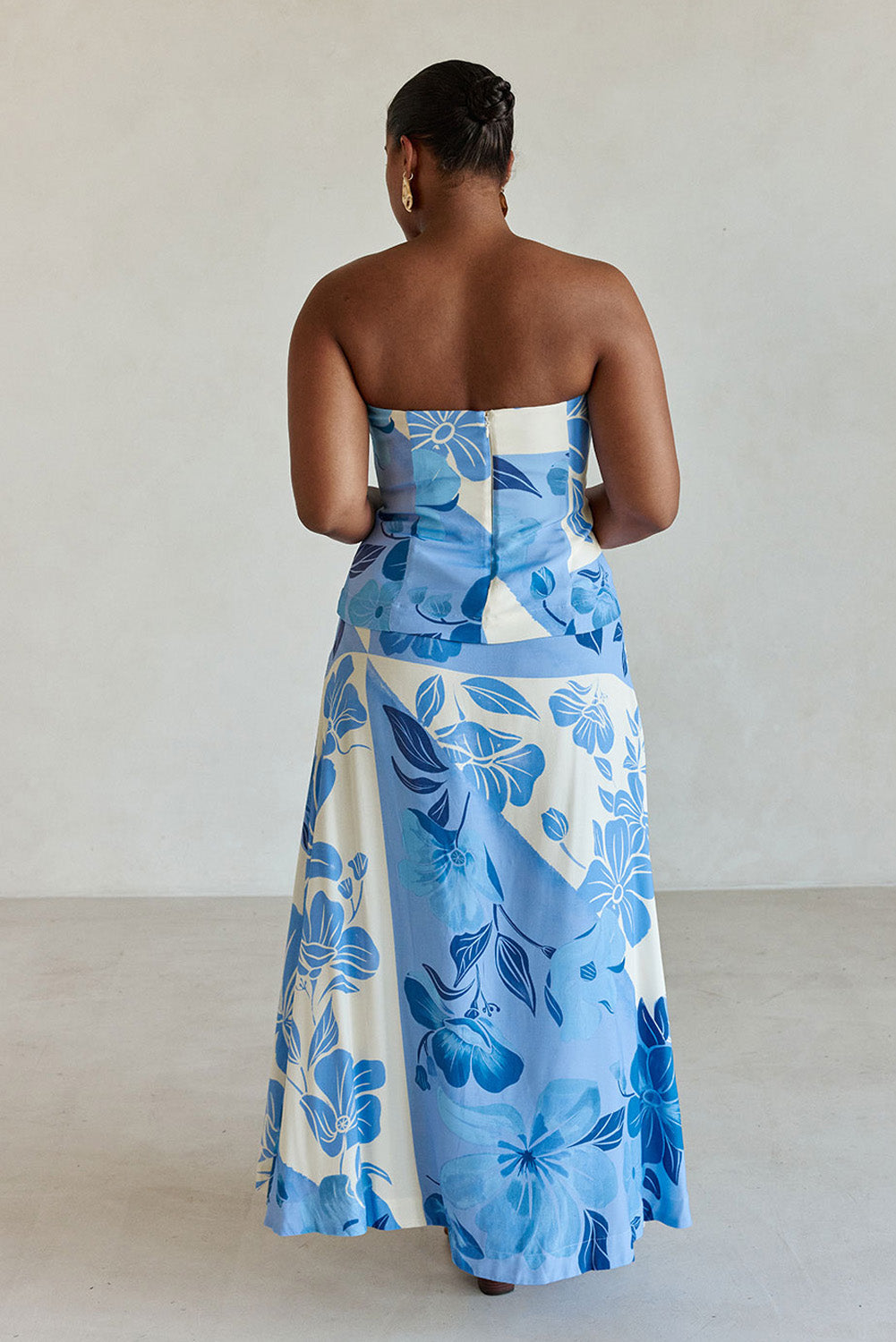 Blue Azure Bloom Print Strapless Lace Up Maxi Mirae Dress – SABO