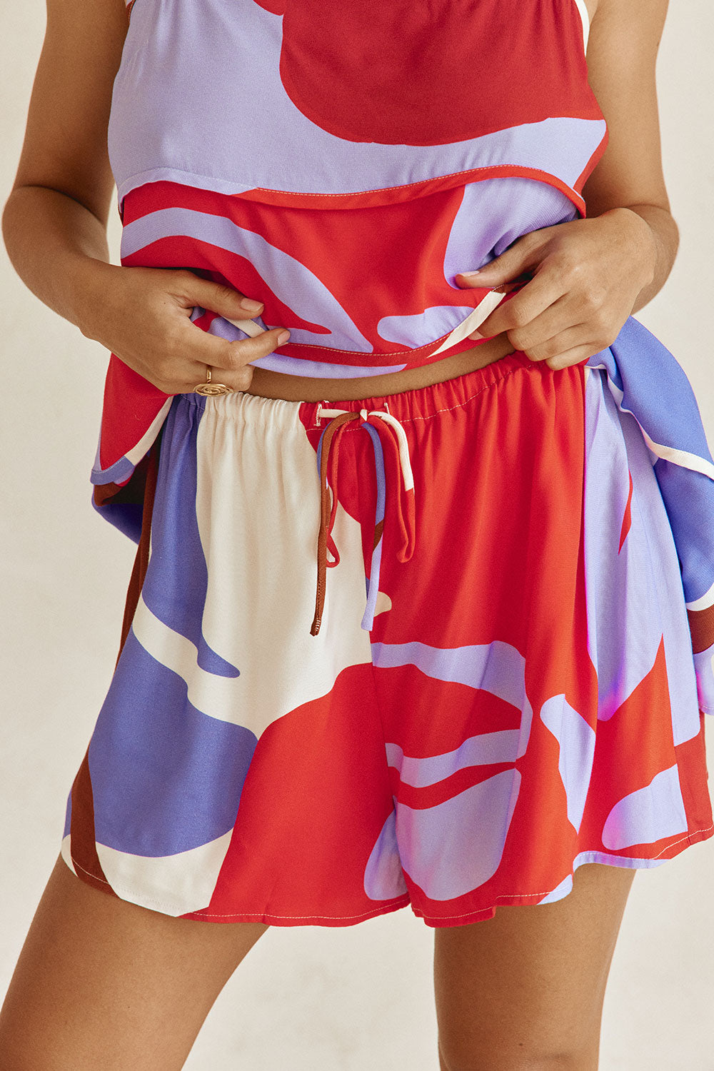 Vian Shorts - Valley Red