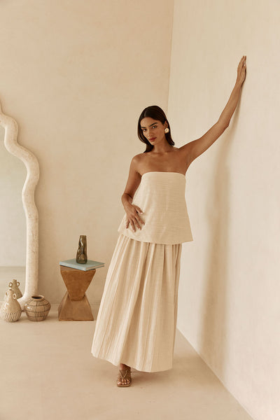 beige pleated maxi dress Boxy Aviana XXS Featuring a round neck Santoon Knee Length Prom Evening size-womens-clothing_:4