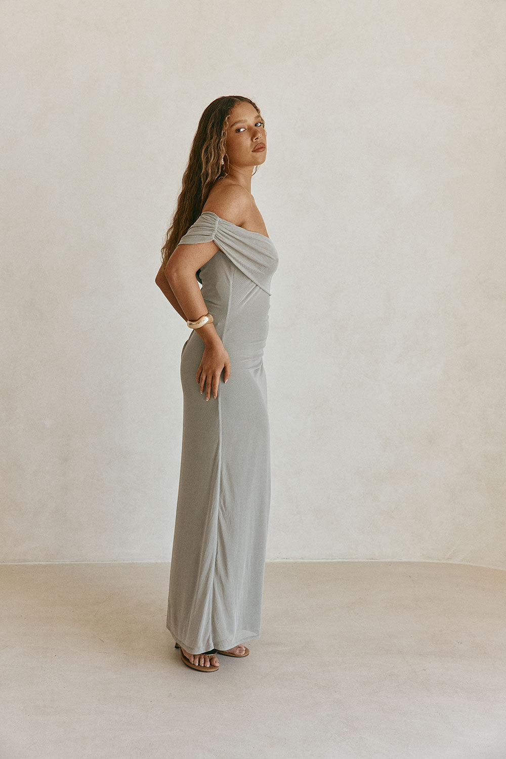 Grey Off Shoulder Maxi Danika Dress S | by SABO Grey Off Shoulder Maxi Danika Dress S | by SABO