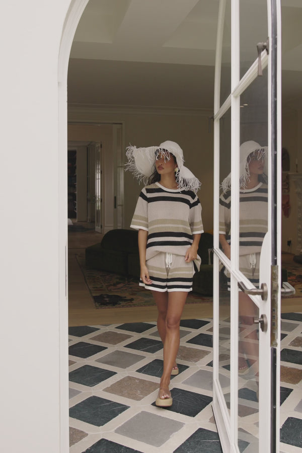 Quinn Stripe Shorts - Tan