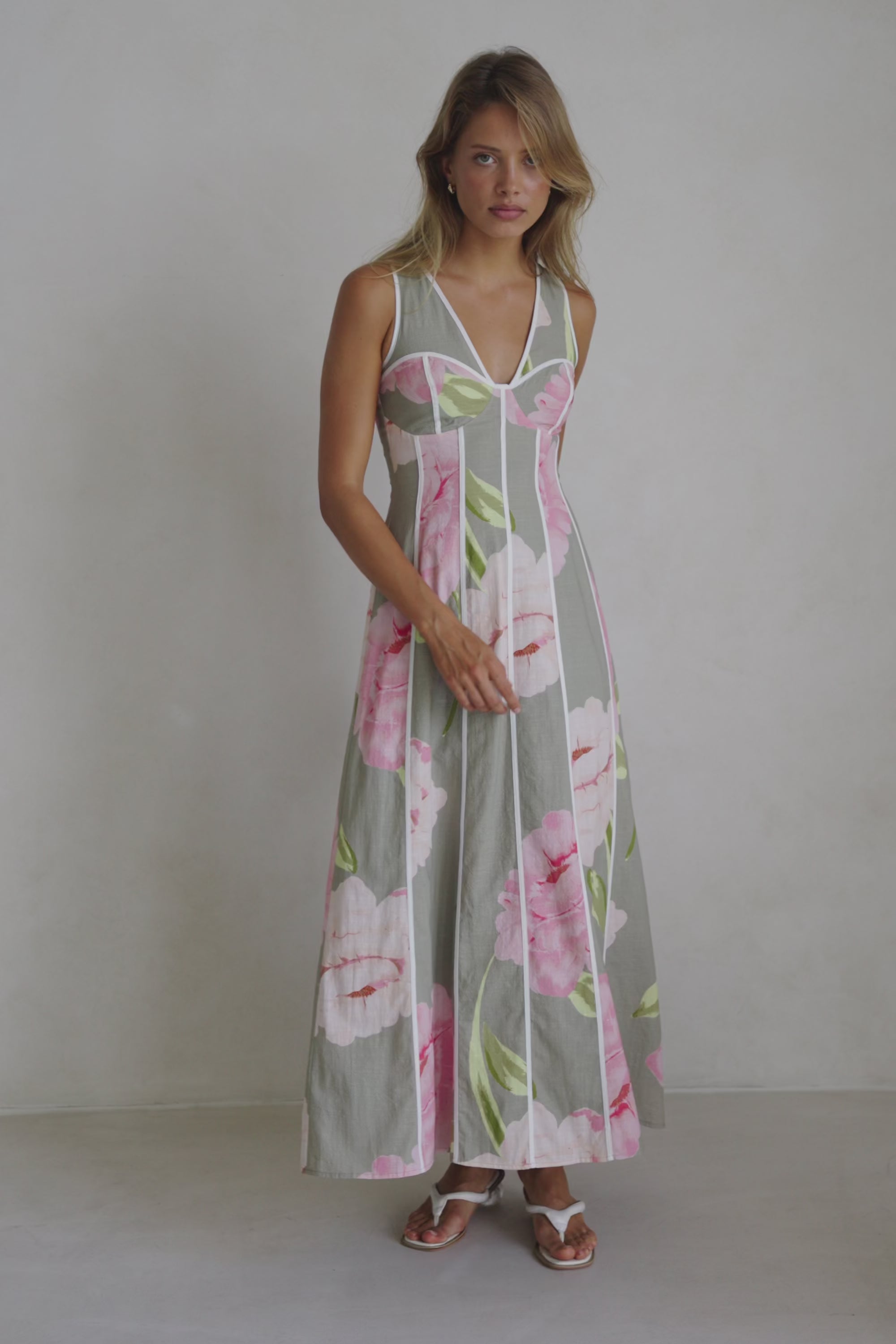 Fiori Green Floral Print V Neck Maxi Emory Dress – SABO