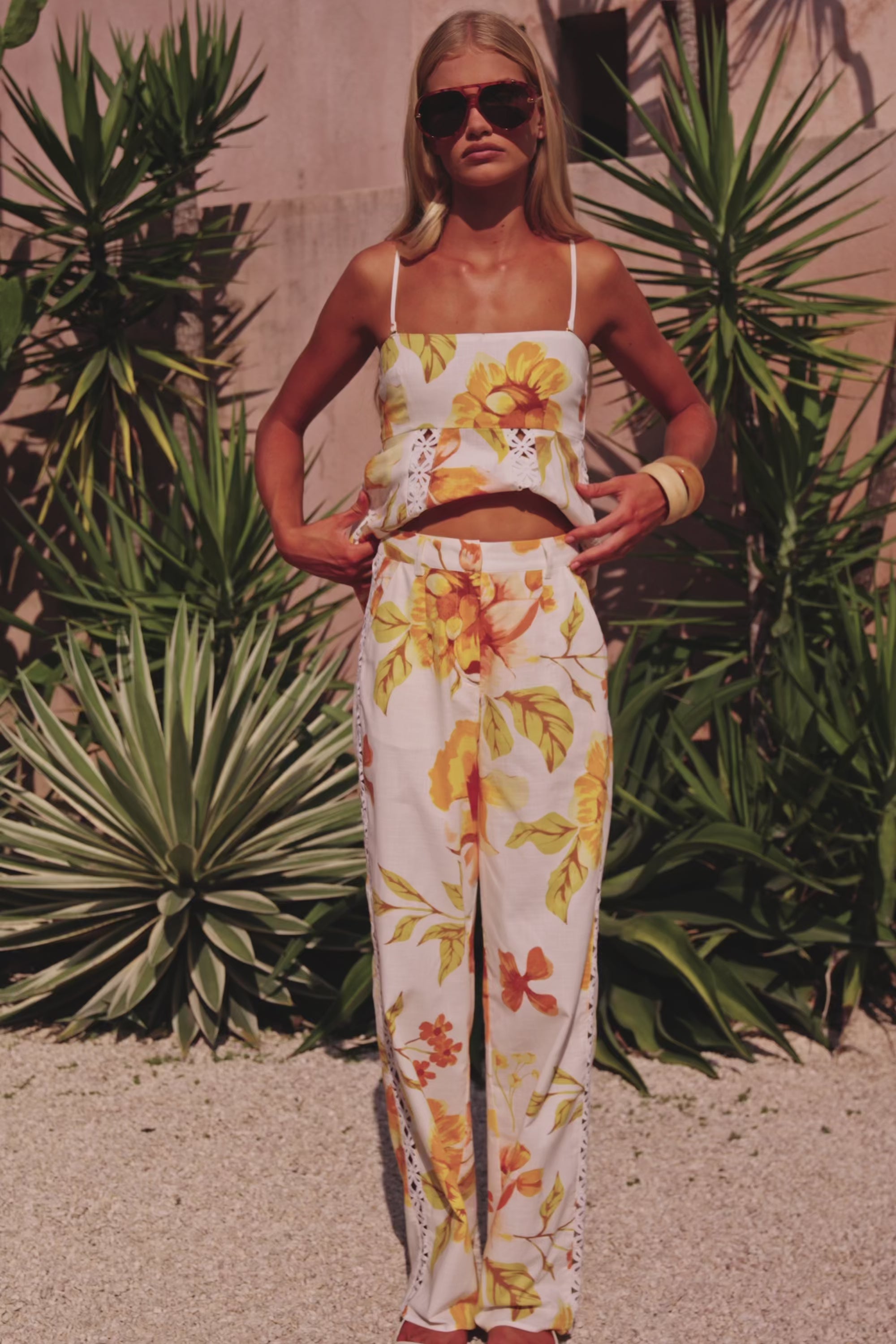 White Agalia Floral Print Wide Leg Lorde Trouser Pants – SABO